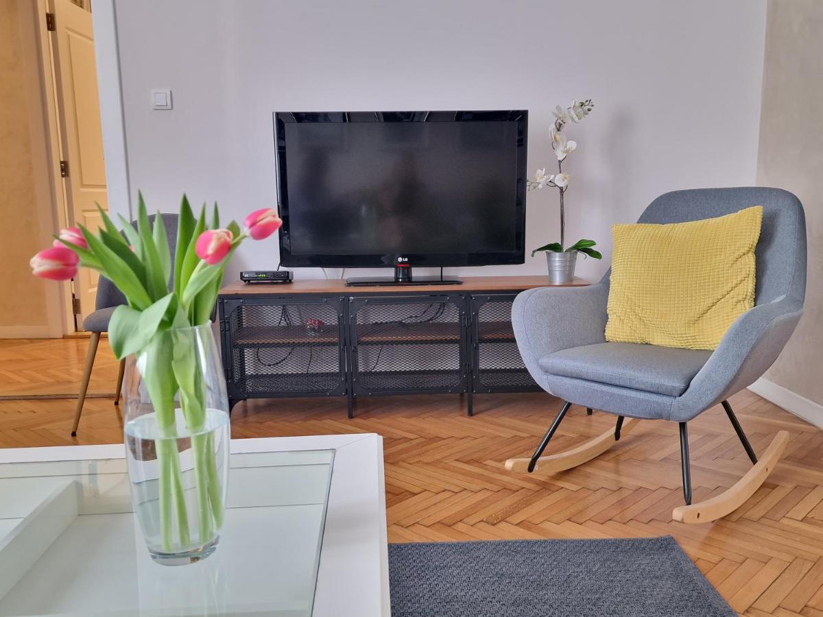 Urban Downtown Apartment ベオグラード エクステリア 写真
